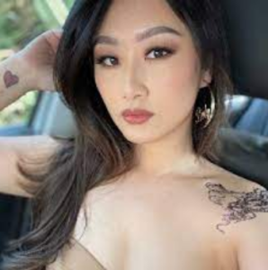 Evelyn Lin